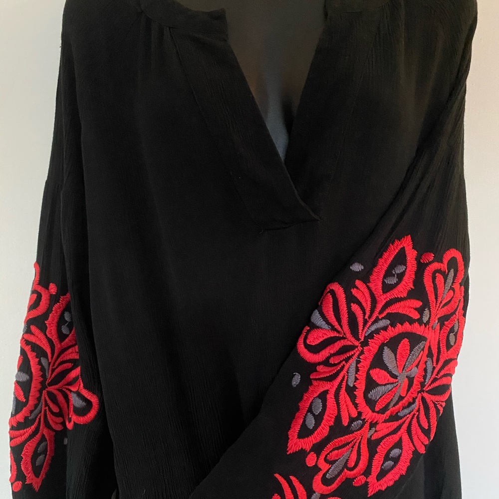 Rebecca Minkoff embroidered loose long sleeve top